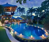 Villa Asta, Piscine de Nuit